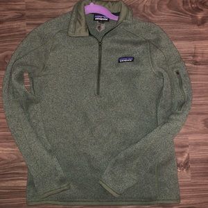 Patagonia quarter zip small